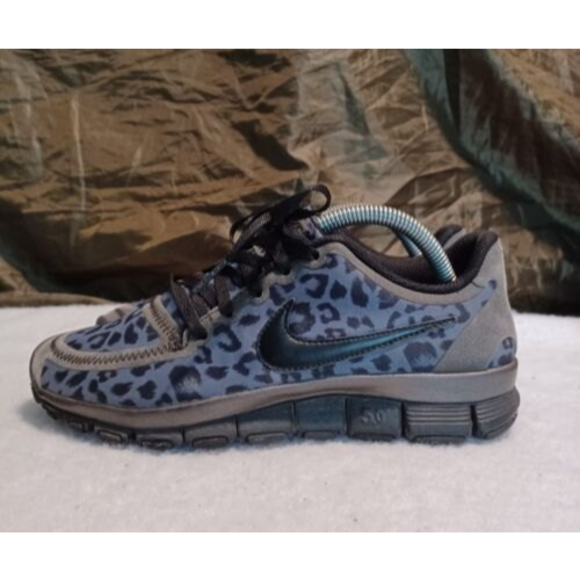 Nike 5.0 V4 Leopard Running Shoes Purple Gray Black 511281-013 Women US 6.5 USED - Picture 6 of 9